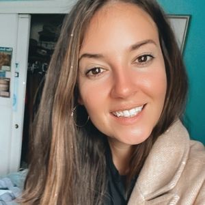 Meet your Posher, Alison